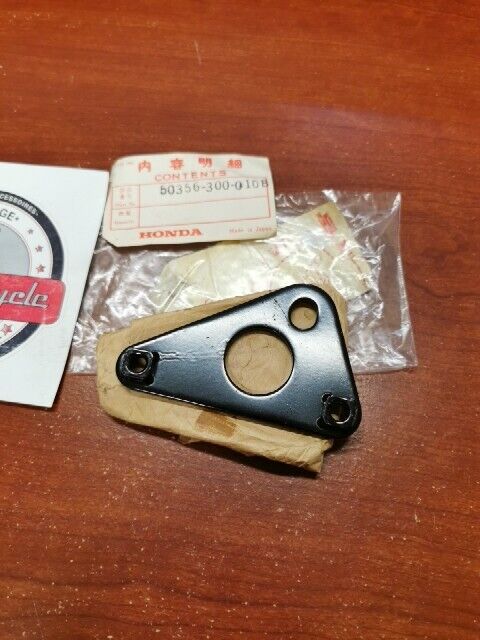 NOS Honda CB750 K0 - K6 REAR ENGINE BRACKET 50356-300-010B H152