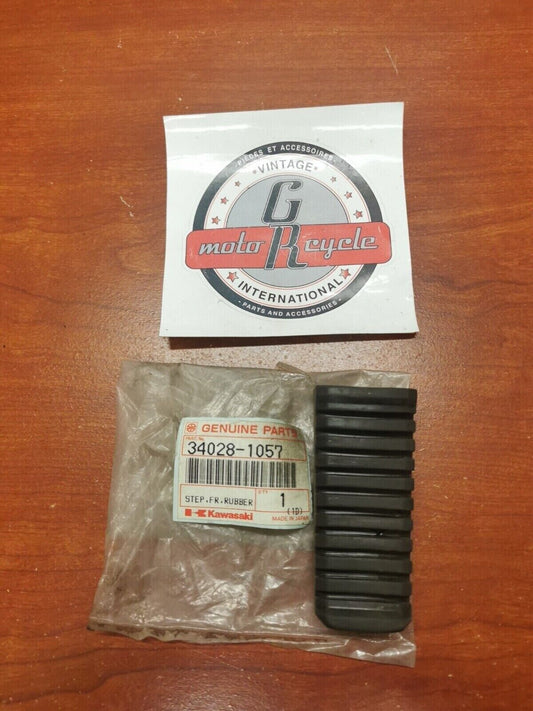 NOS Kawasaki ZX550 ZX750 ZX1100 FRONT RUBBER STEP 34028-1057 K35