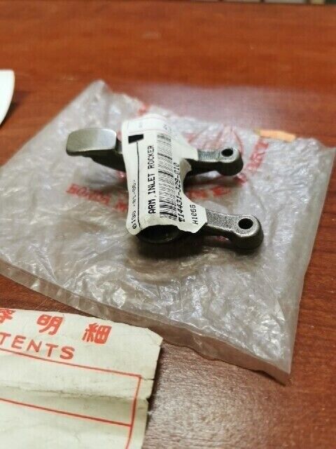 NOS Honda XL250 TL250 SL250S INTAKE VALVE ROCKER ARM 14431-329-010 H71