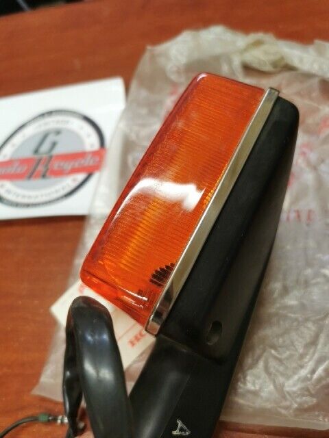 NOS Honda 1979 CB750F LEFT FRONT TURN SIGNAL FLASHER SUB. 33400-445-679 H73