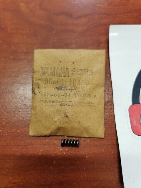 NOS Yamaha DT125 DT175 RT180 YZ100 YZ125 COMPRESSION SPRING 90501-10459-00 Y111