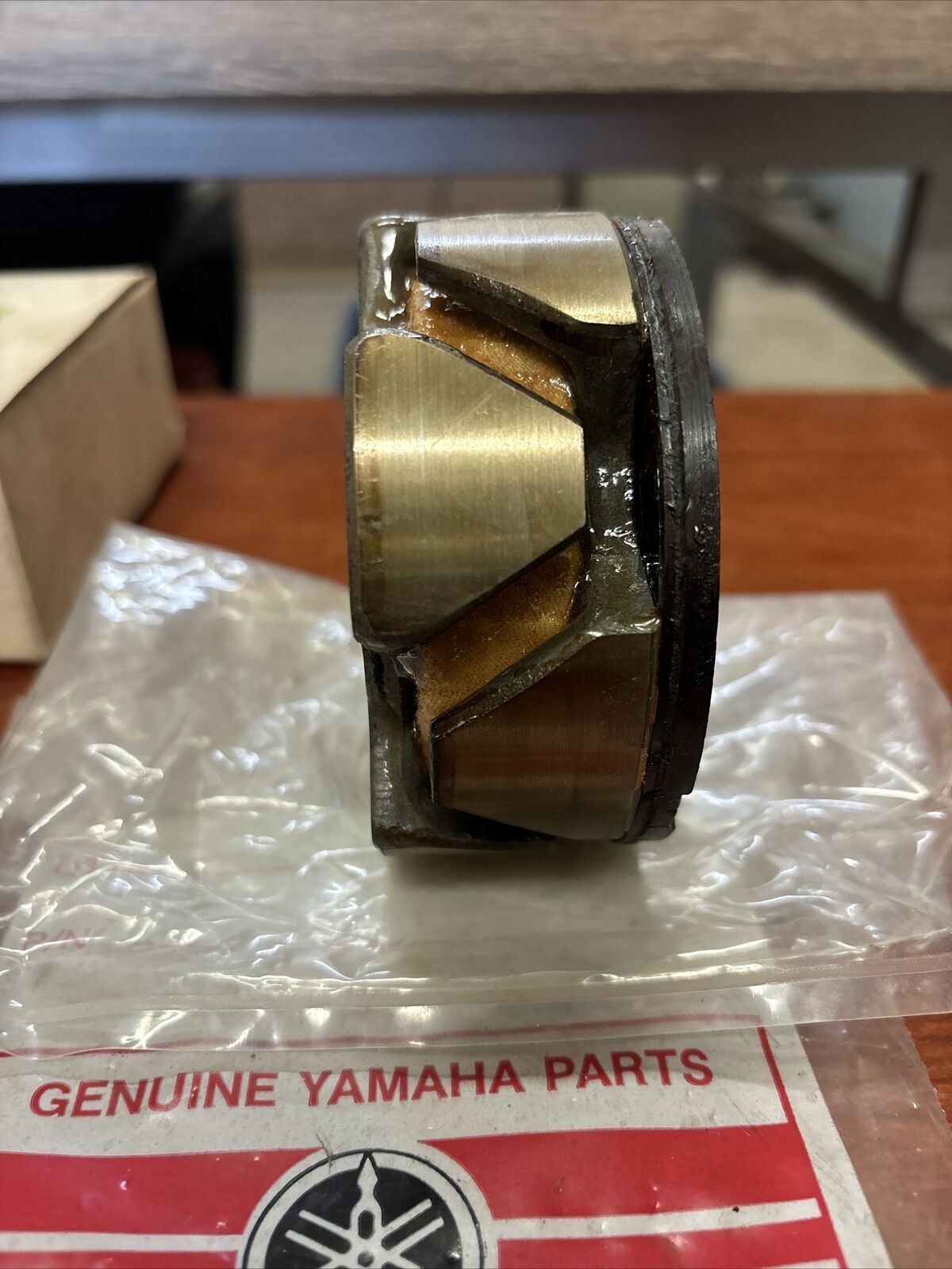 NOS Yamaha TX650 XS1 XS2 XS650 ROTOR 256-81650-11-00 Y172