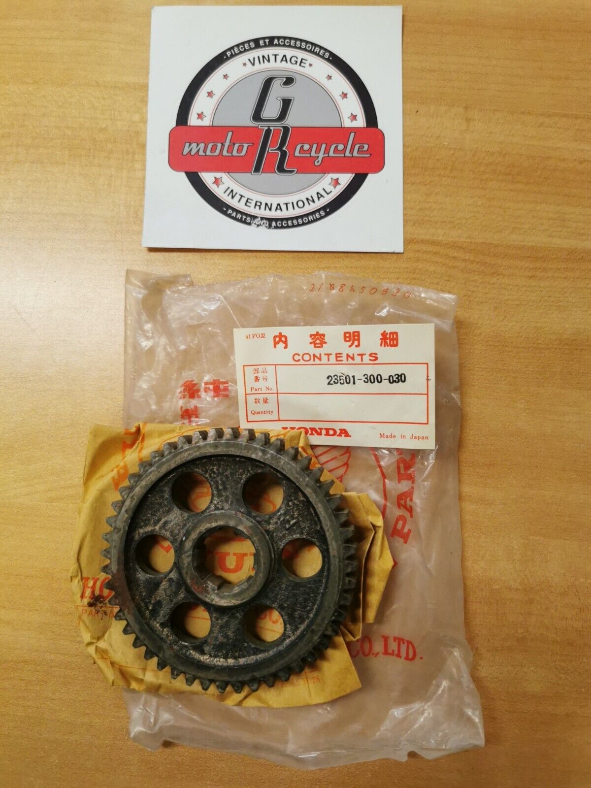 NOS HONDA CB750 GEAR FINAL DRIVE 48T  23501-300-030 H21