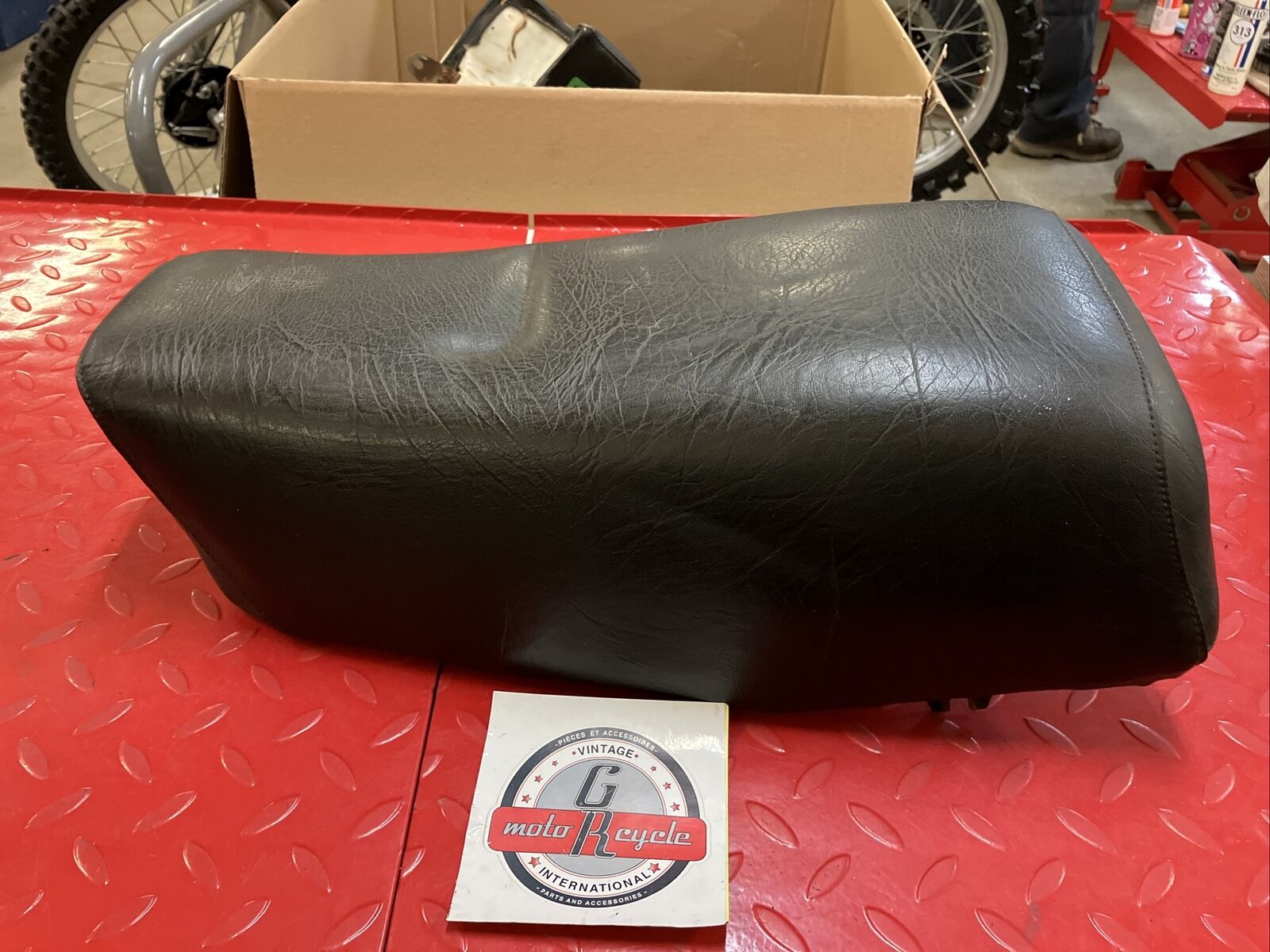 Canam Can-Am Can am MX1 MX2 ? seat saddle