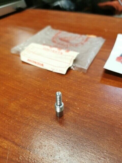 NOS Honda CB500 K1 P STOP SCREW A 16124-323-004 H75