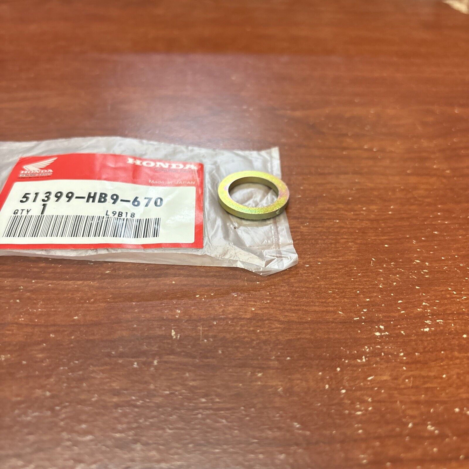 NOS Honda 1987 TRX250R TRX250X CHAMBER SETTING COLLAR 51399-HB9-670 H150