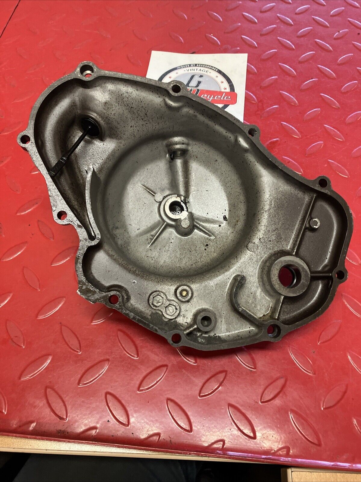 Honda MT125 1975 Right crankcase clutch cover 1974