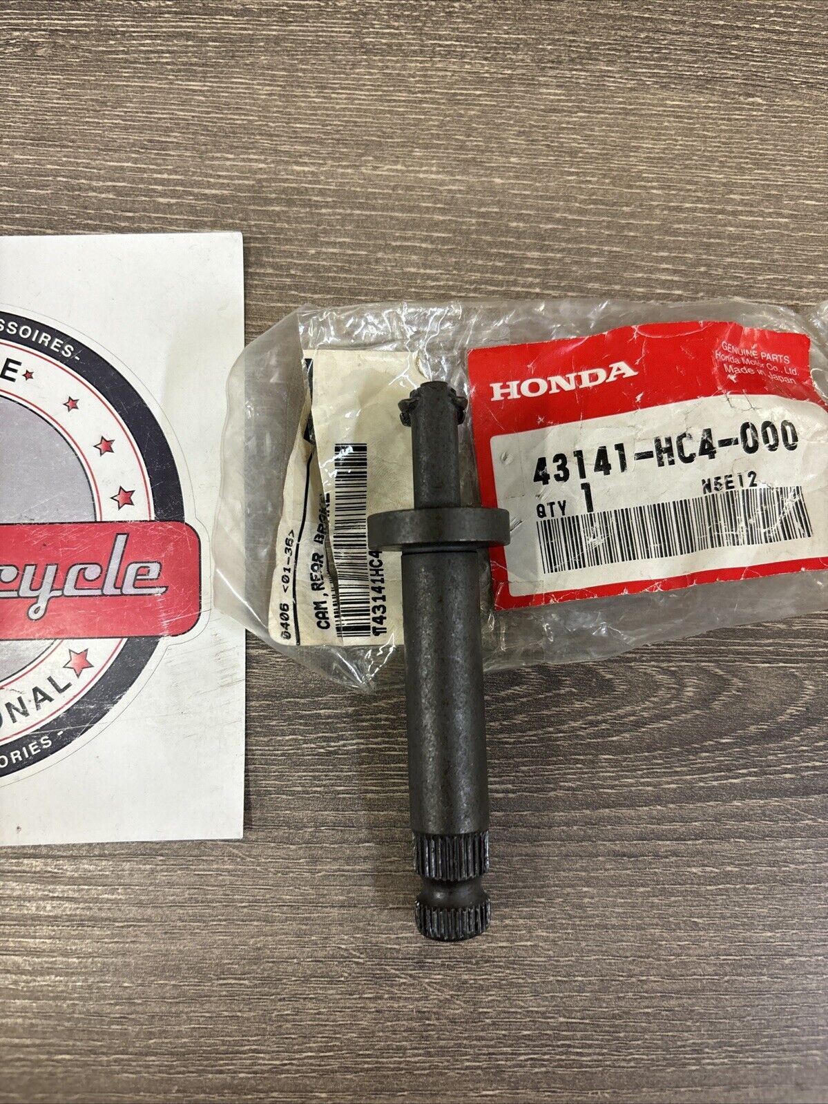 NOS Honda TRX300 TRX300FW REAR BRAKE CAM 43141-HC4-000 H134