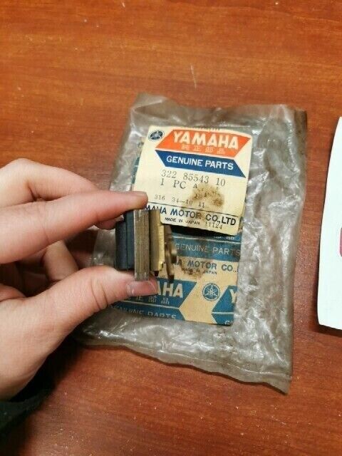 NOS Yamaha RT2MXP TD3 TR3 TZ250 TZ350 COIL PULSER 322-85543-10-00 Y127