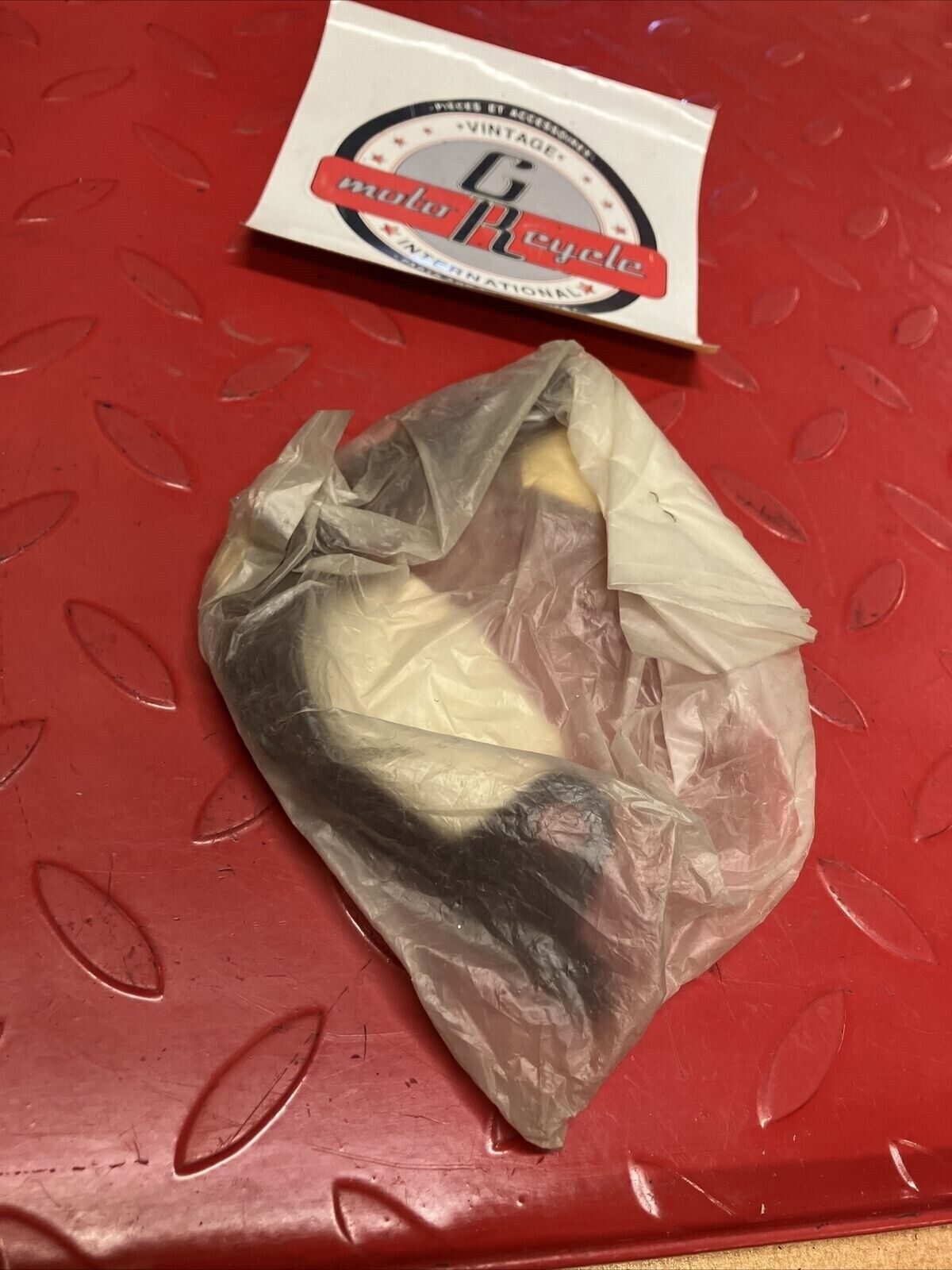 NOS YAMAHA XL540 1985 1986 1987 TRIM 5 8Y7-77225-00-00 Y60