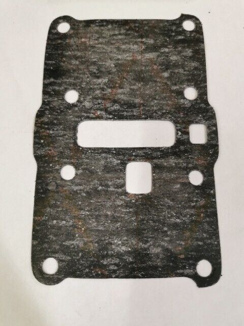 NOS HONDA CB250 CYLINDER HEAD COVER GASKET 12391-286-010 H100