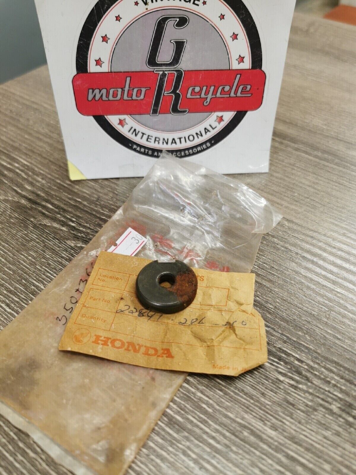 NOS HONDA  CAM  CLUTCH ADJ 22841-286-010  H17