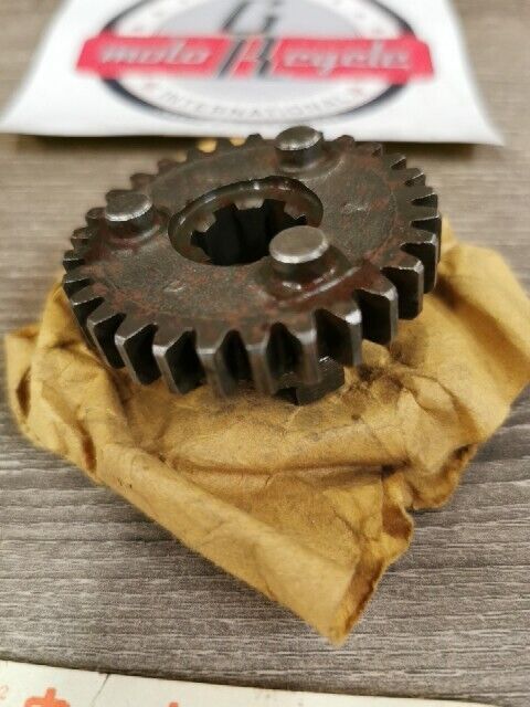 NOS HONDA S50 S65 1965 GEAR MAINSHAFT SECOND 2ND 23431-035-661 H88