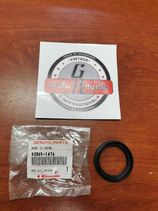 NOS Kawasaki KLF300 KLF400 KVF300 KVF400 OIL SEAL 92049-1476 K26