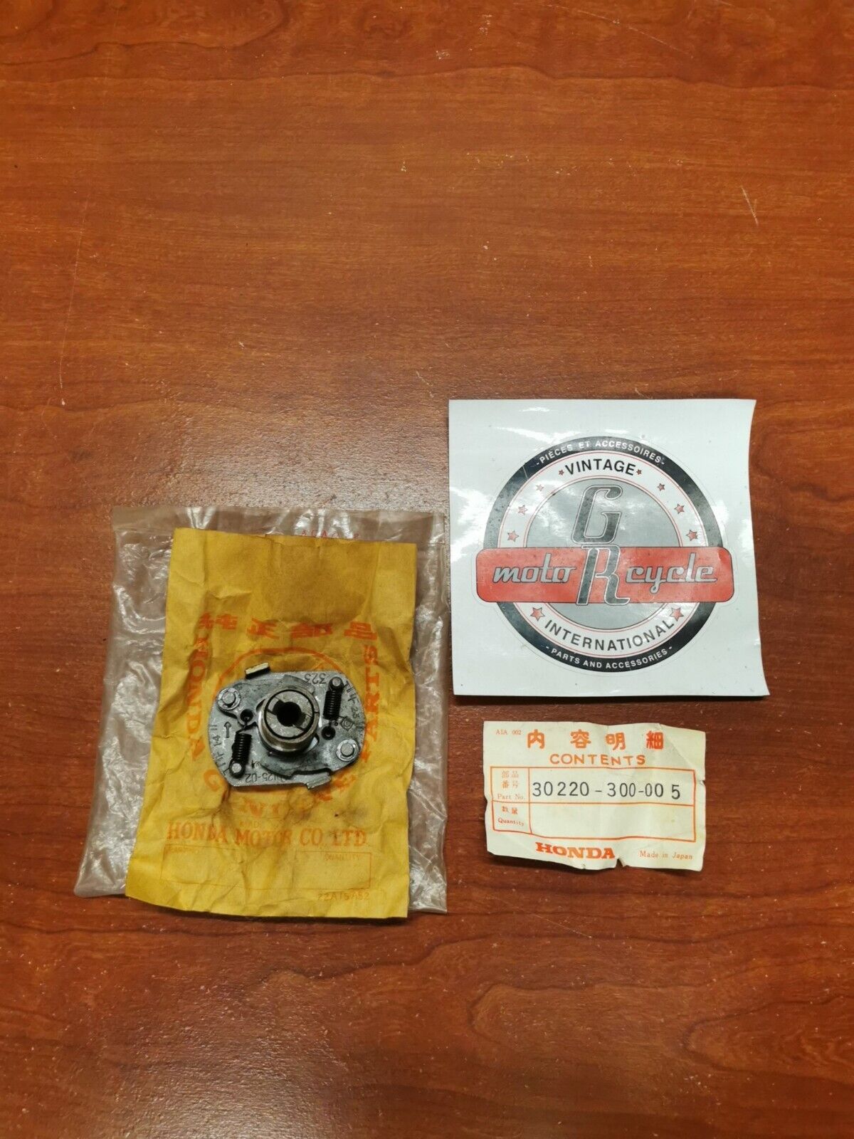 NOS Honda 1976 - 1978 CB750K CB750F SPARK ADVANCER 30220-300-005 H64