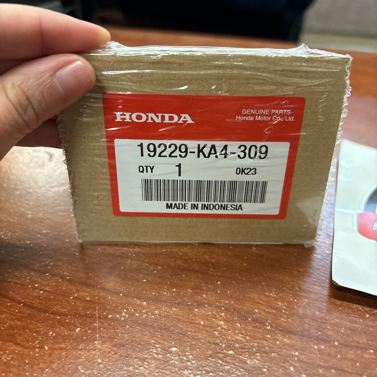 NOS Honda 1985 - 1991 CR250R WATER PUMP COVER GASKET 19229-KA4-309 H148