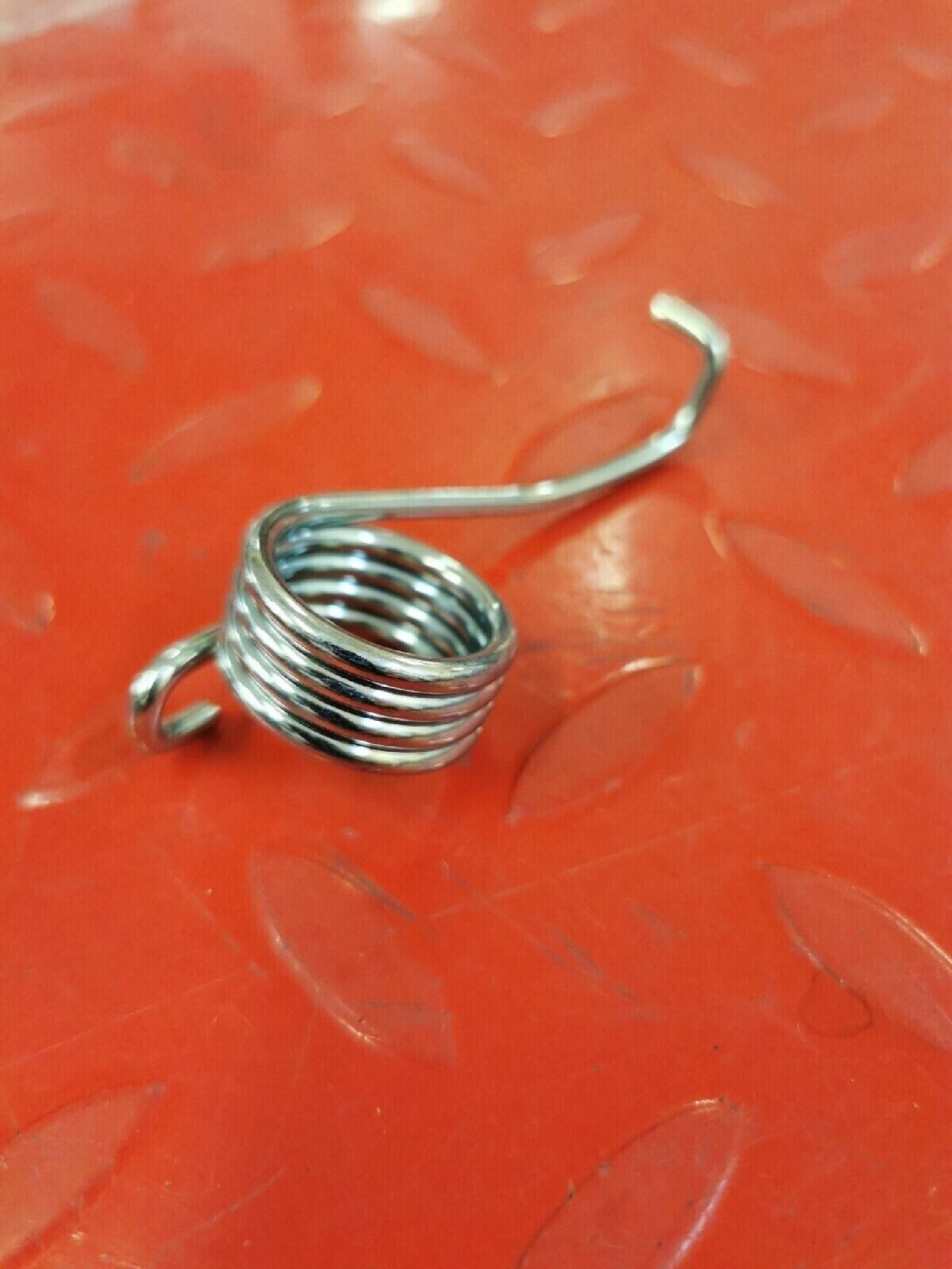 NOS YAMAHA TT500 1977-1979  SPRING  TORSION 90508-32333-00 Y52