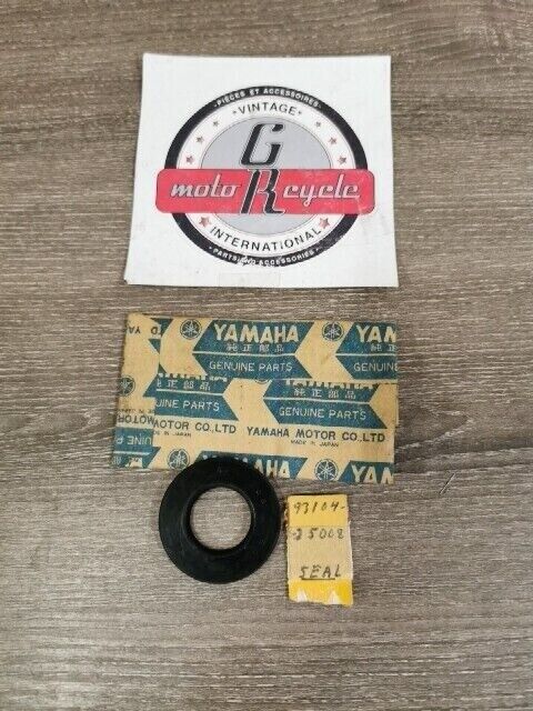 NOS YAMAHA YDS2 YM1S YD3 DS6B R5C RD350A YDS3C OIL SEAL 93104-25008-00 Y148
