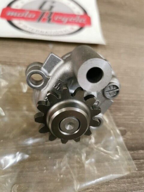 NOS YAMAHA YZ450F WR450F 2006 - 2014 OIL PUMP 2S2-13300-10-00 Y106