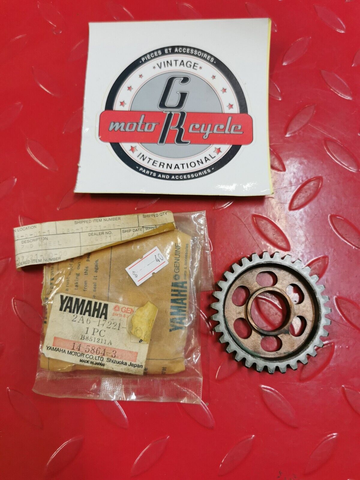 NOS YAMAHA DT125 DT175 MX175 1978 - 1981 GEAR 2ND WHEEL 2A6-17221-01-00 Y30