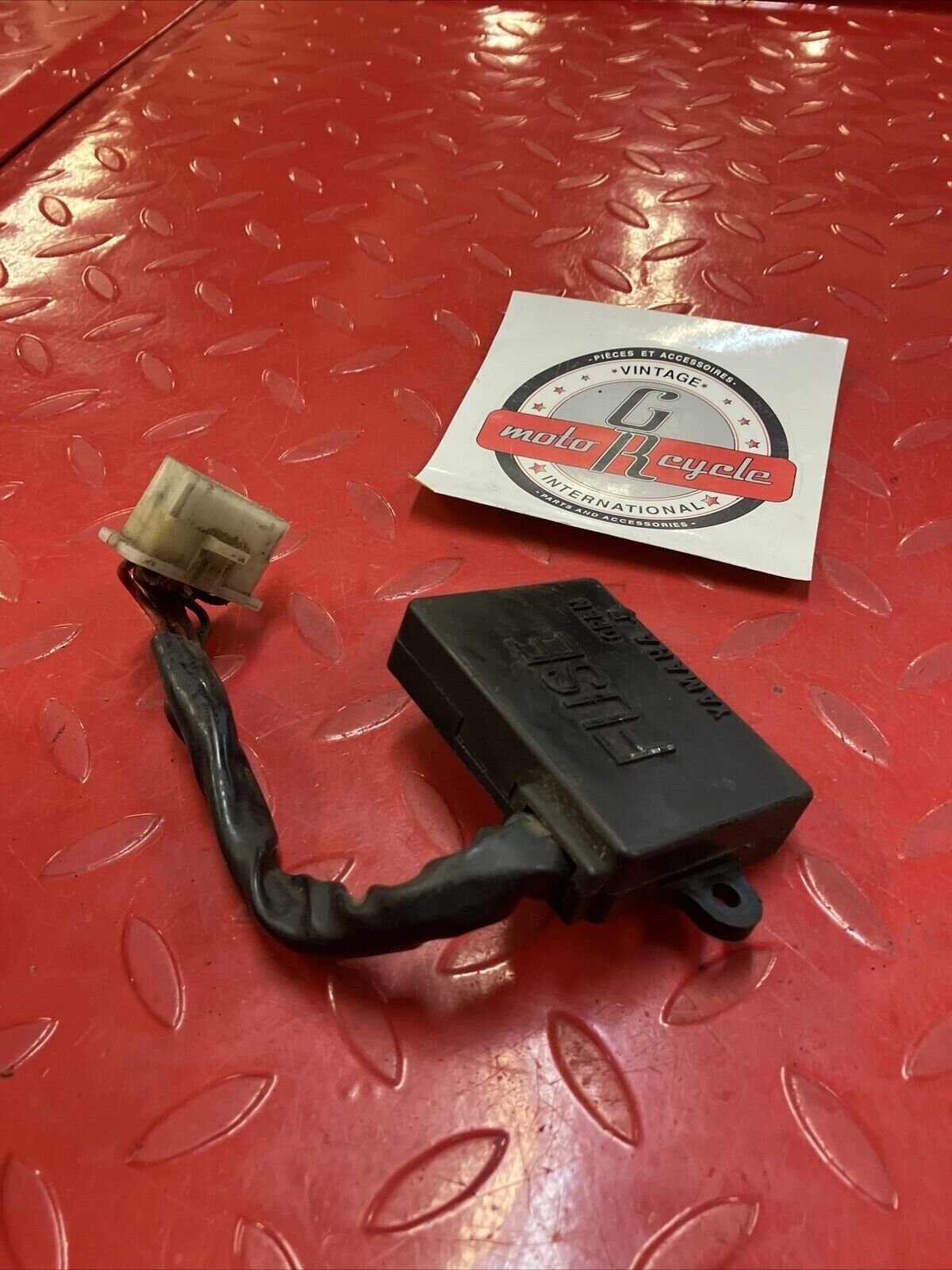 Yamaha RD400 1977 Fuse box 1976 1978 1979 XS750 2