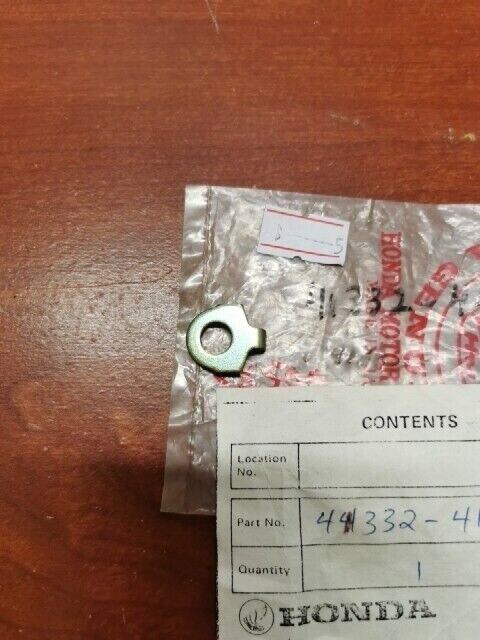NOS Honda CBX750P CX500 CX650 GL1100 BEARING ADJUST LOCK A 41332-415-000 H84