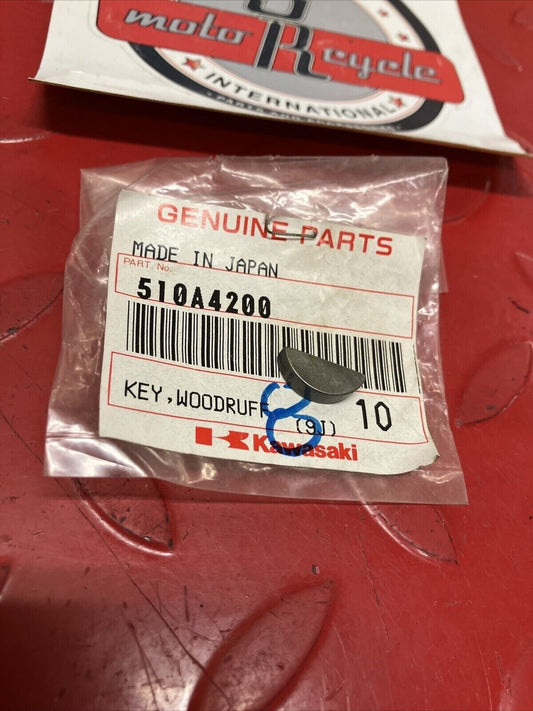 NEW NOS KAWASAKI WOODRUFF KEY 510A4200 K13