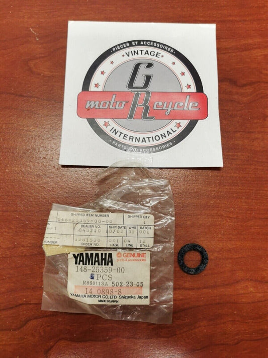 NEW Yamaha FRONT/REAR WHEEL CAMSHAFT SEAL 148-25359-00-00 Y71