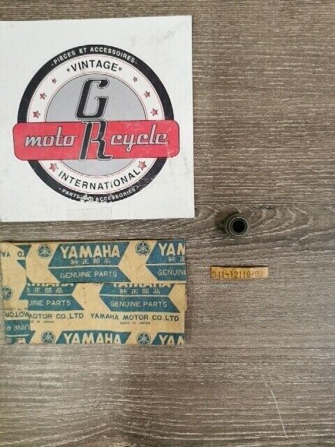 NOS YAMAHA TT500 TX650 XS650 XT500 SEAL VALVE STEM OIL 341-12119-02-00 Y169