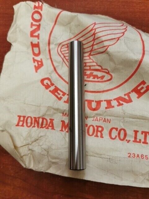 NOS Honda TL250 XL250 XL350 GEARSHIFT FORK GUIDE SHAFT 24265-356-000 H86