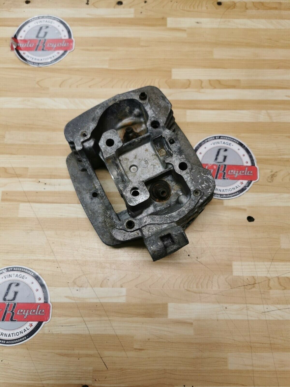 Honda XR200 1981 cylinder head jug barrel top