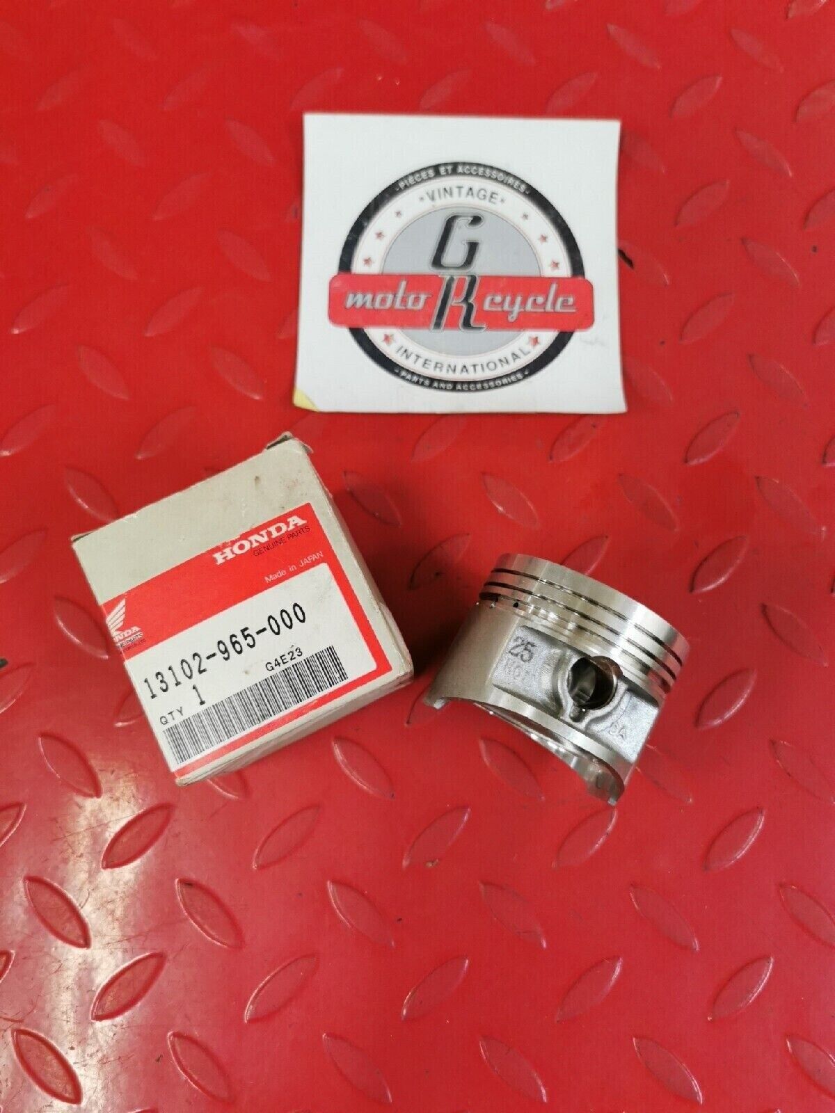 NOS HONDA ATC200X 1983 - 1985 PISTON 0.25 13102-965-000 H40