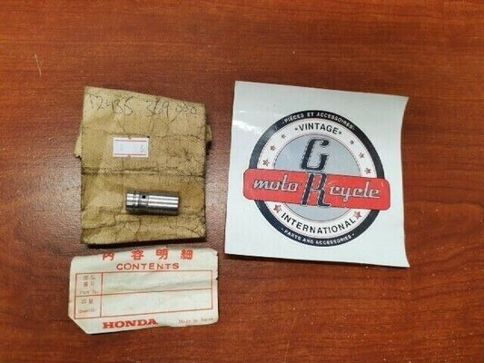 NOS Honda CB250 CB360 CJ250T CJ360T TACHOMETER GEAR COLLAR 12435-369-000 H90