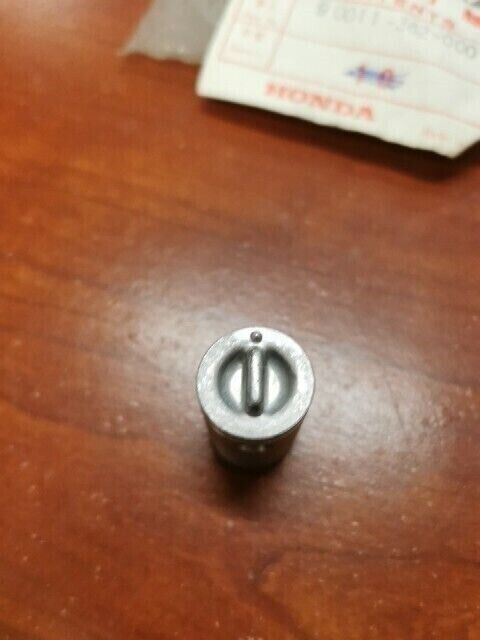 NOS Honda XL175 ROCKER ARM SHAFT PLUG 90011-362-000 H68
