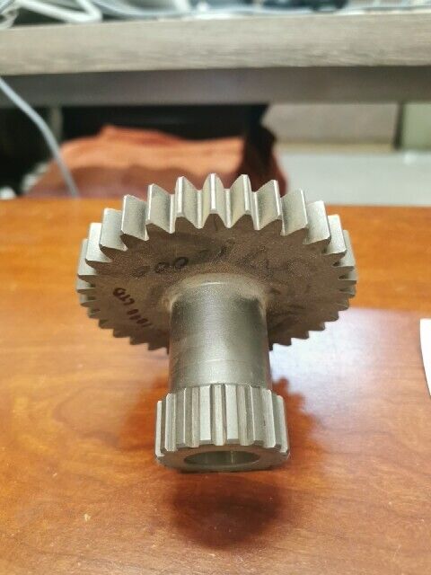 NOS Honda GL1000 K0 K1 K2 K3 LTD FINAL DRIVEN GEAR 33T 23511-371-000 H84