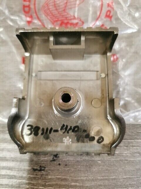 NOS HONDA CB750F 1978 1977 EMBLEM HORN 38111-410-000 H81
