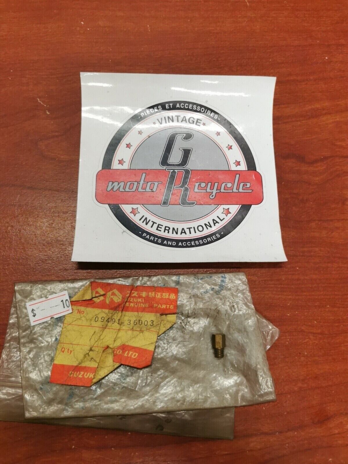 NOS Suzuki MAIN JET 09491-36003 SUB. 09491-36006 S17