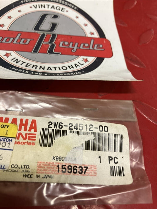NEW NOS YAMAHA GASKET 2W6-24512-00-00 Y63