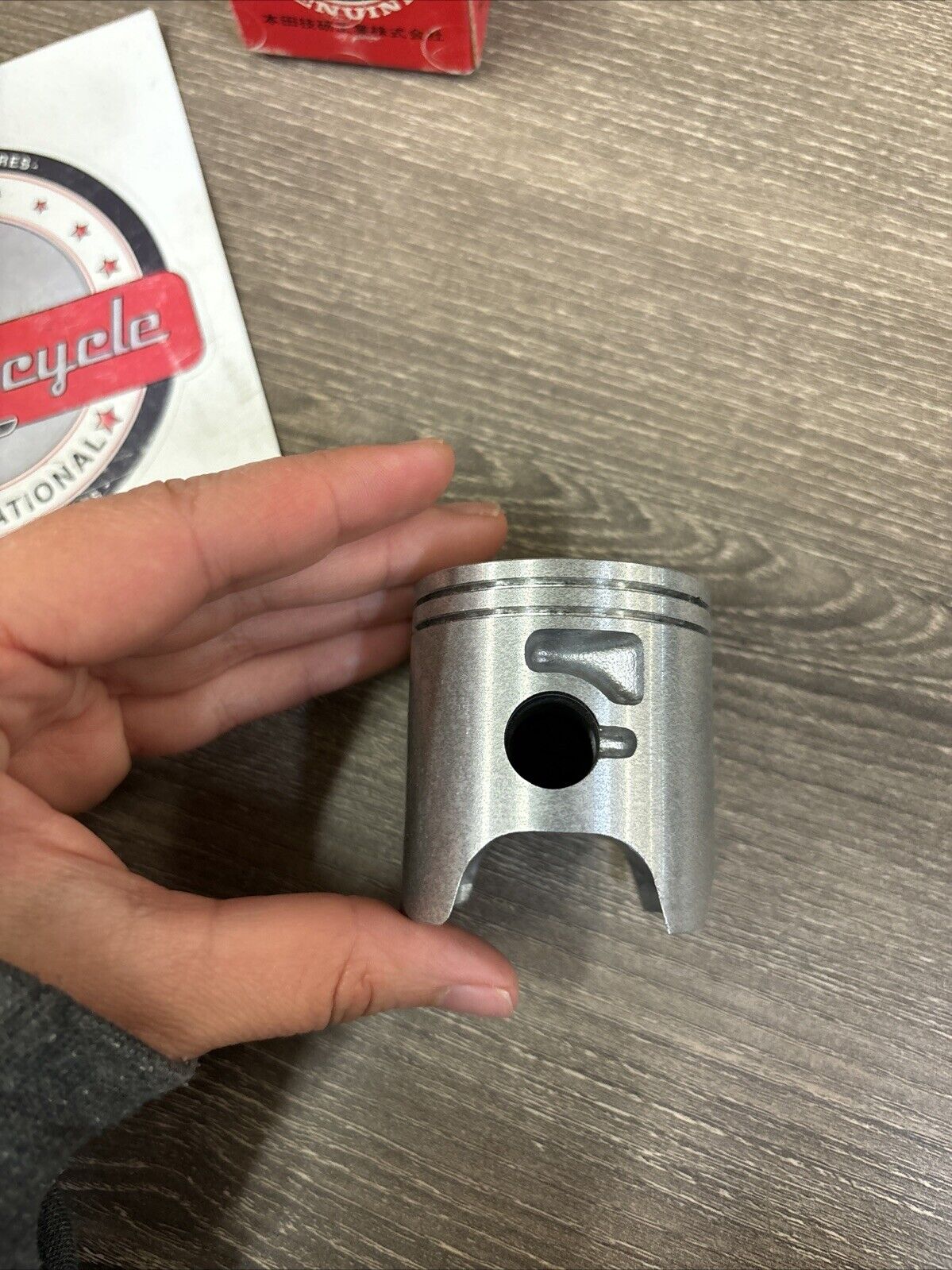 NOS Honda 1985 CR80R PISTON O/S 0.25 13102-GC4-671 H137