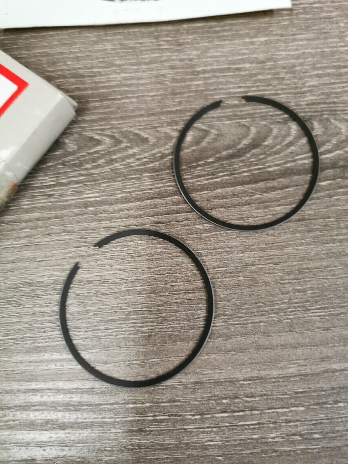 NOS HONDA CR80 1982 - 1984 PISTON RING 0.50 130A3-GC4-004 H47