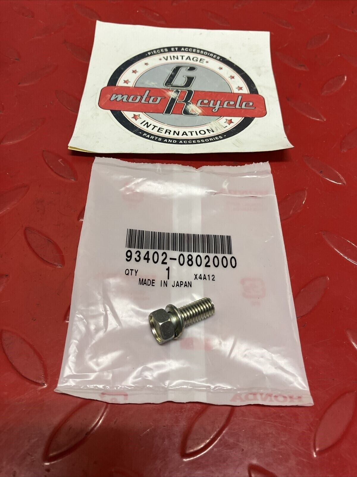NEW NOS Honda  BOLT WASHER 8X20 93402-0802000 SUB 93482-0802000 H64
