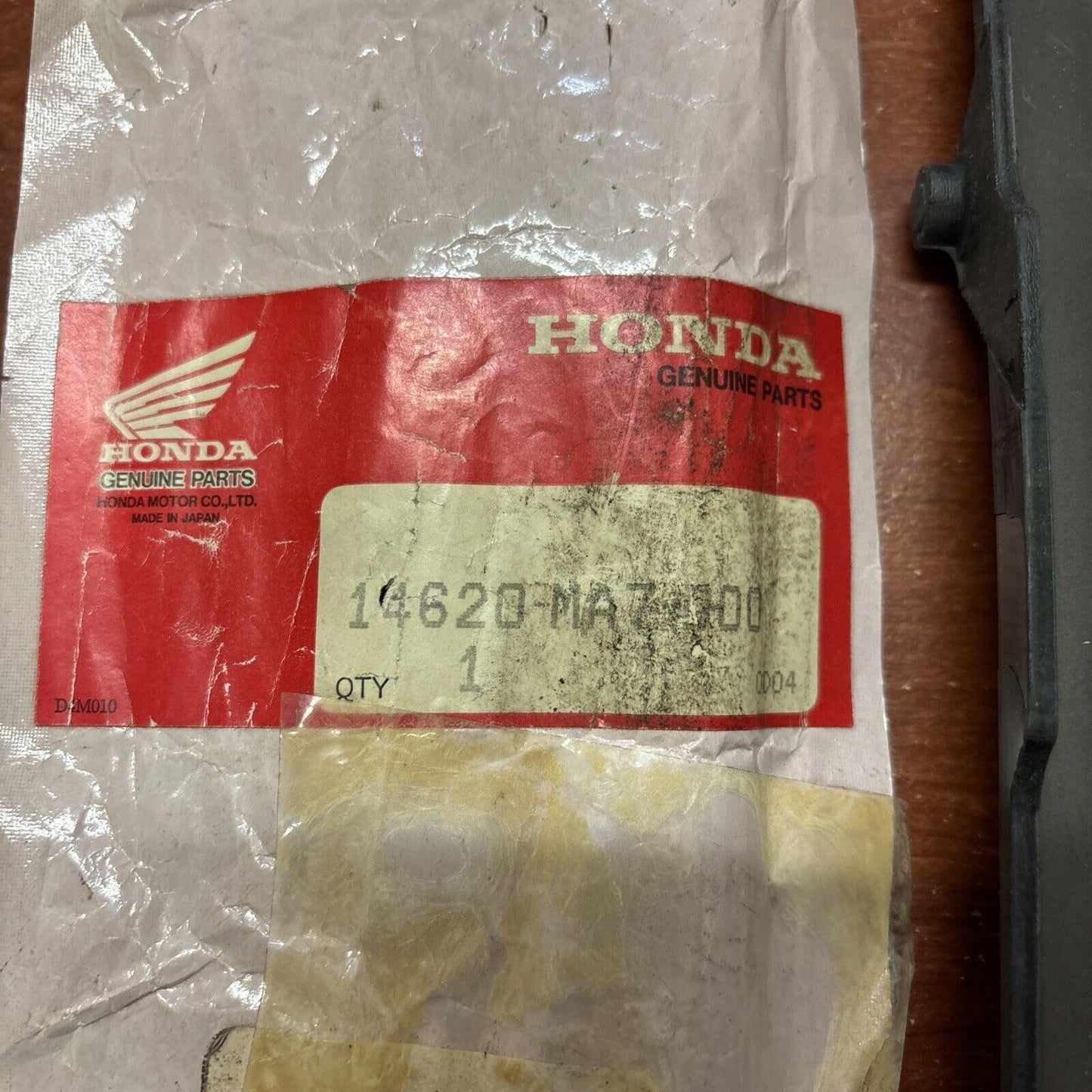 NOS Honda 1982 1983 CBX550F CBX550F2 CAM CHAIN GUIDE 14620-MA7-000 H154
