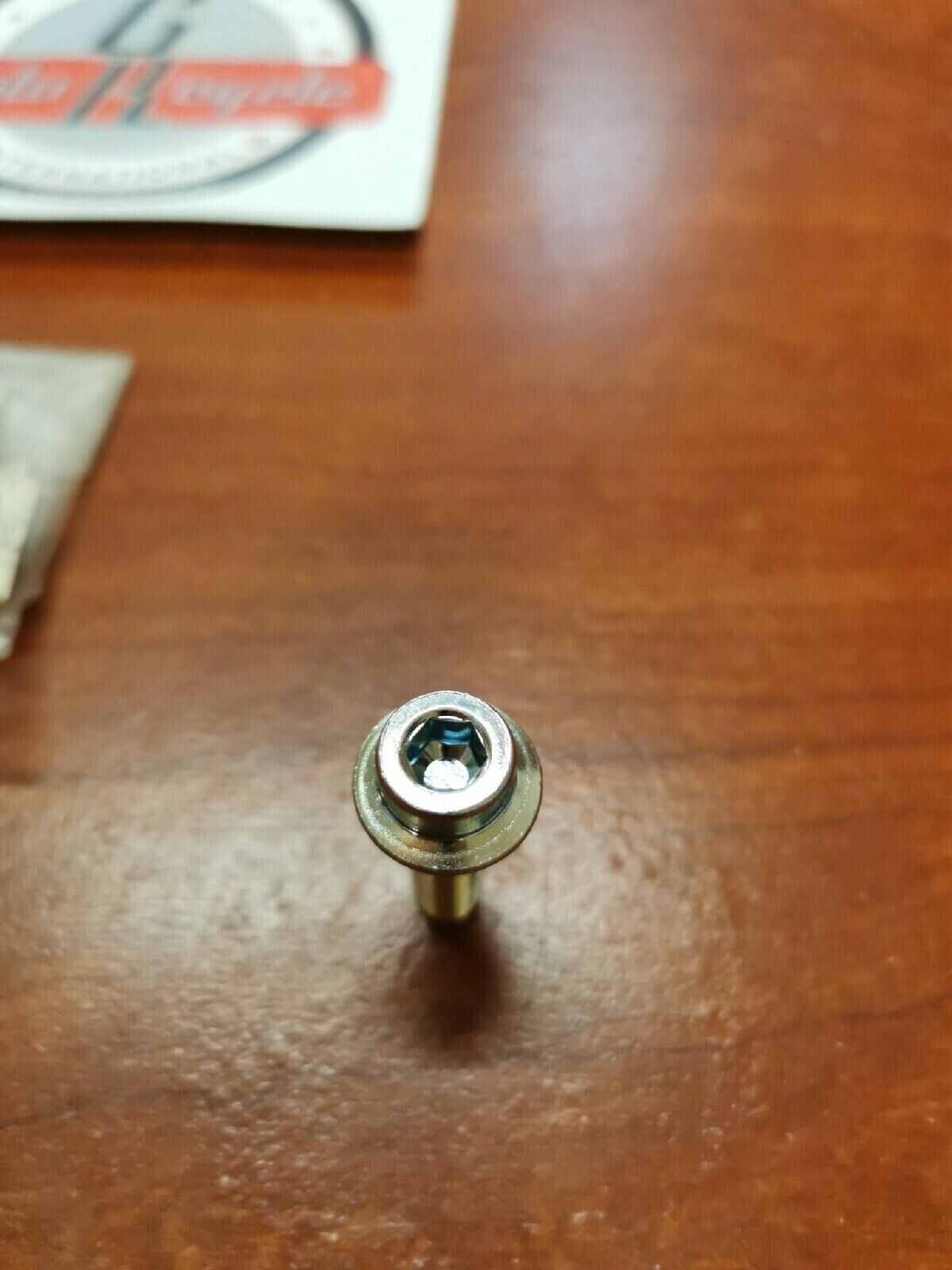 NOS Yamaha FZ6 TDM850 FZR1000 YFM350 YFM400 BOLT 90109-082A1-00 Y72