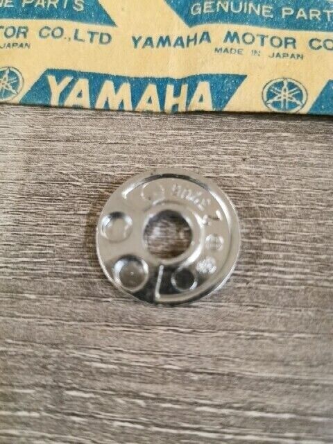 NOS YAMAHA RD400E RD250 RD350 RD350B COLLAR FLASHER 1 360-83316-00-00 Y151