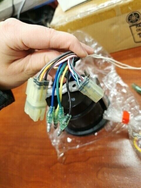 NOS Yamaha LEAD WIRE & DIGITAL TACHO 6YR-W0035-82 6Y5-2818R-32 6H5-83553-12 Y105
