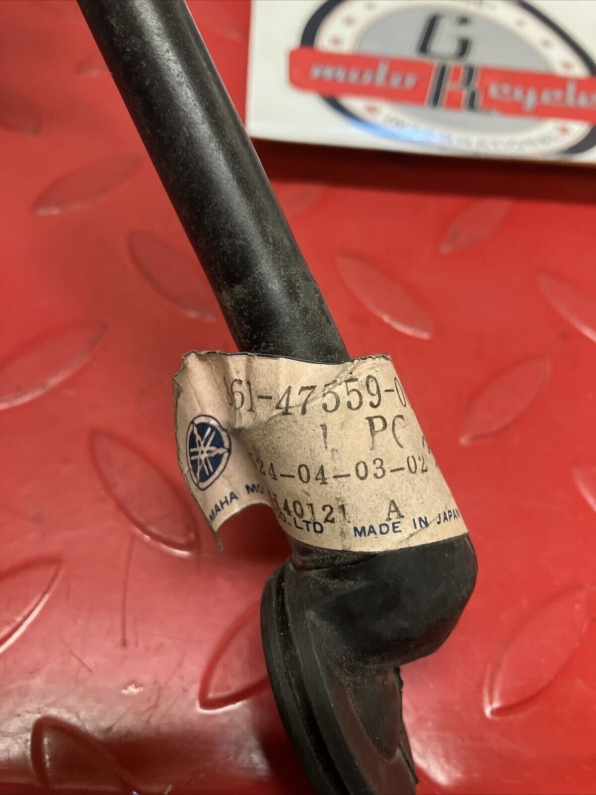 NOS YAMAHA CAP 2 810-47559-00-00 Y60