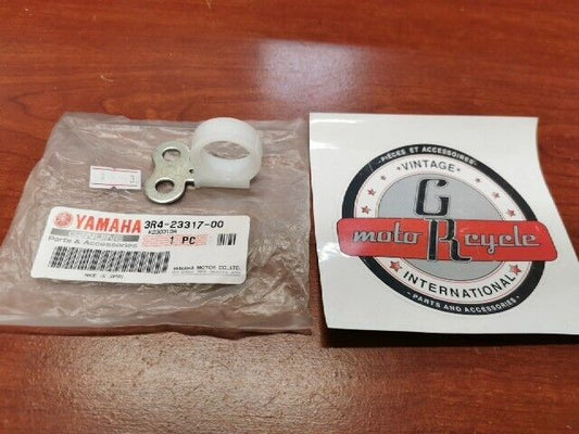 NEW NOS Yamaha TY350 TT500 IT200 IT490 YZ250 CABLE HOLDER 3R4-23317-00-00 Y102