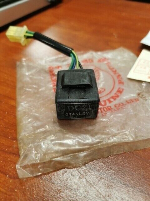 NOS Honda CB650 CB750L CX500C GL400C GL500C STOP WARNING 38570-426-771 H69