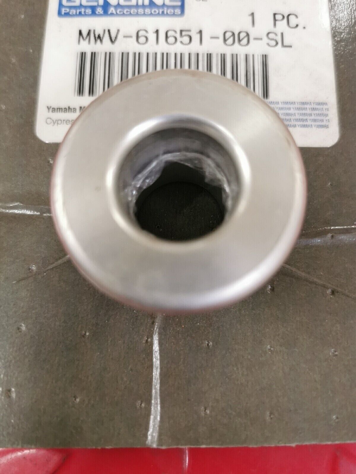 NOS YAMAHA  BOW BUSHING  MWV-61651-00-SL  Y50