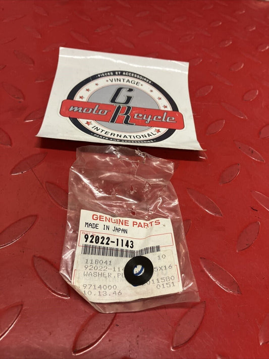 NOS KAWASAKI WASHER PLATE 6.5X16 92022-1143 K14